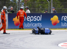 deportes/motociclismo/20260517/alex-marquez-sufre-fractura-marginal-vertebra-c7-clavicula-derecha_418479