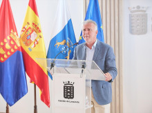 espana/20260518/gobierno-continua-desguace-estado-traspasa-control-canarias-sobre-aerodromos-puertos_418688