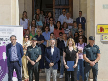 espana/comunidad-valenciana/20260521/tiroteados-camas-forcejeo-asi-asesino-guardia-civil-alicante-mujer-hijo_420204