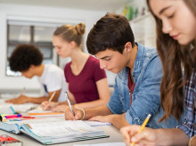 educacion/20260522/profesor-aclara-correcto-memorizar-estudio-esencial-decidir-contenido-vale-pena-cns_420393