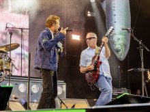 cultura/20260524/regreso-ultimo-fila-convierte-madrid-celebracion-nostalgia-rock_420958
