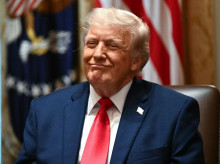 internacional/20260527/trump-asegura-no-apresurara-acuerdo-iran-porque-no-me-importan-elecciones-mitad-mandato_422395