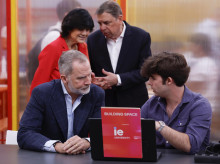 tecnologia/20260604/felipe-vi-reivindica-emprendimiento-south-summit-distingue-luiza-helena-trajano-impacto-social_425200