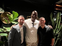 espana/andalucia/malaga/20260606/asador-bonito-mundo-esta-malaga-michael-jordan-visita-nada-aterrizar_425378
