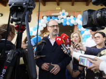 espana/castilla-y-leon/20260917/alcalde-ponferrada-quitar-puntos-violeta-mejor-tendrian-algo-presunta-utilidad-ceuta_459711