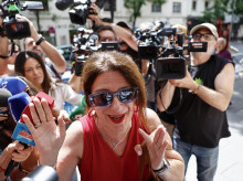 espana/20260606/juristas-ven-irregularidades-pagos-psoe-leire-facturo-iva-defraudo-seguridad-social_425691