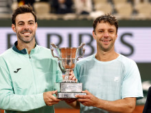 deportes/tenis/20260606/granollers-zeballos-repiten-titulo-dobles-roland-garros-vuelven-reyes-paris_425903