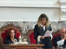 espana/galicia/20260608/esposa-garcia-ortiz-toma-posesion-como-dos-fiscalia-galicia-arropada-garzon-delgado_426394