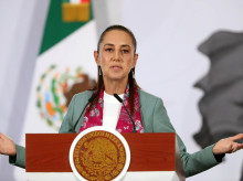espana/casa-real/20260618/presidenta-mexico-veto-rey-busca-ahora-foto_429533