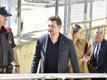 espana/cataluna/20260910/jueza-caso-andic-pide-mossos-investiguen-llamadas-gastos-jonathan-ecuador_457439