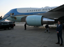 internacional/20260708/trump-regresara-inesperadamente-estados-unidos-antiguo-air-force-one-dejara-lado-avion-qatari_437633
