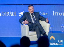 economia/20260929/angel-simon-fulmina-cinco-altos-cargos-vacia-cupula-directiva-indra_464254