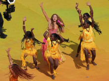 cultura/20260907/shakira-alcanza-dai-dai-cifra-historica-1000-millones-reproducciones-youtube_456030