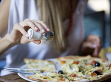 salud-y-bienestar/bienestar/alimentacion/20260727/pizza-da-tanta-sed-explicacion-no-solo-esta-queso_441786