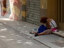 espana/comunidad-valenciana/20260801/fuman-crack-ejercen-prostitucion-puertas-colegio-grito-auxilio-vecinos-barrio-valenciano-velluters_442749