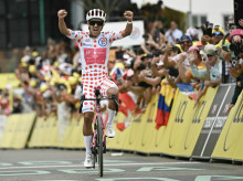 deportes/20260725/carapaz-rey-montana-conquista-alpe-dhuez-pogacar-entra-pagina-ilustres_443662