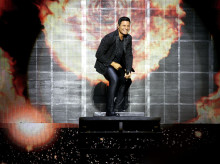 espana/comunidad-valenciana/20260727/roig-arena-baila-ritmo-chayanne-noche-marcada-grandes-exitos-baladas-romanticas_443864