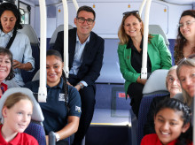 internacional/20260727/andy-burnham-sube-carro-mamdani-triunfa-tiktok_444036