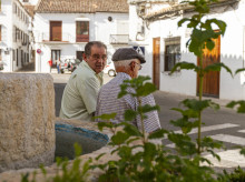 espana/comunidad-valenciana/20260926/jubilados-cobran-303427-euros-pension-cada-mes_463195