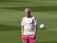 deportes/futbol/20260812/mourinho-carga-contra-casillas-recuerda-origen-mala-relacion-real-madrid_448853