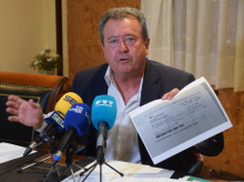 espana/andalucia/20260729/juan-fernandez-alcalde-socialista-indultado-sanchez-llamo-babosas-jueces-condenaron_444716