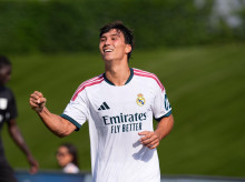 deportes/futbol/20260801/dilema-gonzalo-quedarse-convencer-mourinho-salir-madrid-pegar-gran-boom_444935