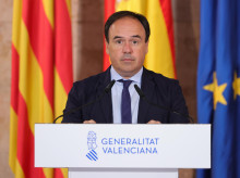 espana/comunidad-valenciana/20260826/perez-llorca-niega-persecucion-profesores-garantiza-neutralidad-centros-evitar-adoctrinamiento_452416