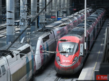 economia/20260803/cortado-ave-entre-madrid-levante-presencia-persona-vias-tunel_446289
