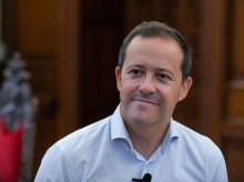 espana/castilla-la-mancha/20261005/alcalde-toledo-senala-pedro-sanchez-acorralado-incompetencia-corrupcion-escandalos_466251