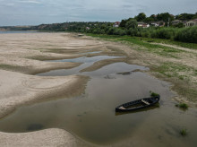 sociedad/sociedad-medio-ambiente/20260804/sequia-extrema-europa-central-danubio-cae-minimos-historicos-calor-falta-lluvias_446580