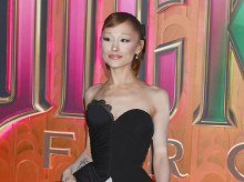 cultura/20260804/ariana-grande-retira-temporalmente-vida-publica-comentarios-sobre-aspecto-fisico_446607