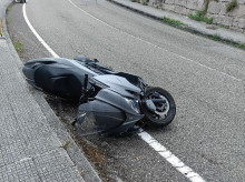 espana/galicia/20260804/motorista-60-anos-herido-grave-accidente-moto-valladares-vigo_446789