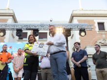 espana/madrid/20260805/pregon-fiestas-san-cayetano-san-lorenzo-paloma-emocion-samur-corazon-inmenso-madrid_446932