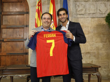 espana/comunidad-valenciana/20260808/ferran-torres-carlos-latre-camilo-sesto-embajadores-tenido-comunidad-valenciana_447975