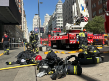 espana/madrid/20260808/incendio-restaurante-obliga-cortar-gran-via-durante-toda-manan_447906