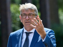 deportes/futbol/20260809/ministro-cultura-aleman-pide-destitucion-infantino-plan-fallido-privatizar-mundial_448014