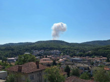 internacional/20260810/registran-fuerte-explosion-almacen-empresa-bulgara-suministra-municion-ucrania_448257