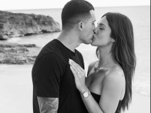 gente/20260810/pedro-porro-hinca-rodilla-anuncia-boda-novia-maria-hurtado_448316