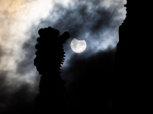espana/cataluna/barcelona/20260811/vigilancia-miradores-control-trafico-barcelona-despliega-dispositivo-especial-ante-eclipse_448487