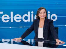 cine-tv-series/20260811/premian-pepa-bueno-presentadora-telediario-2-tve-rigor-analisis-actualidad_448626