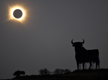 ciencia/20260812/espana-vive-primer-eclipse-solar-total-siglo-xxi-cien-anos-espera_448929