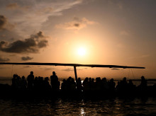 espana/comunidad-valenciana/20260813/mil-privilegiados-pudieron-enamorarse-eclipse-desde-lugar-magico-valencia_449022
