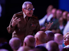 internacional/20260814/raul-castro-reaparece-publico-celebrar-centenario-nacimiento-fidel-habana_449352