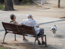 economia/20260825/gasto-pensiones-alcanza-cifra-record-14470-millones-jubilacion-media-roza-1575-euros_451974