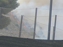 espana/cataluna/barcelona/20260814/arde-collserola-bomberos-trabajan-apagar-incendio-forestal-junto-barcelona_449510