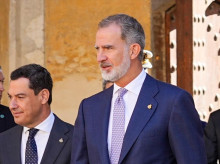 espana/casa-real/20260815/rey-llama-juanma-moreno-terremoto-granada-incendio-niebla-huelva_449679