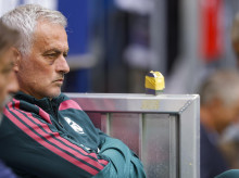 deportes/futbol/20260816/mourinho-ojo-morado-ultimo-amistoso-real-madrid-pretemporada_449848