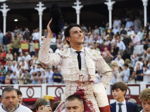 cultura/20260816/tambien-triunfa-gijon-roca-rey_449853