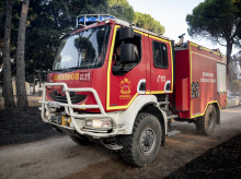 espana/madrid/20260819/incendio-aldea-fresno-obliga-cortar-varios-kilometros-carretera-suspender-autobus-548_450735