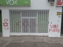 espana/andalucia/cadiz/20260820/vox-denuncia-ante-policia-pintadas-estrella-judia-fachada-sede-jerez-cadiz_450807